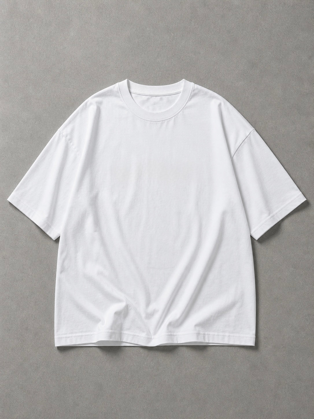 WHITE BASIC OVERSIZED T-SHIRT