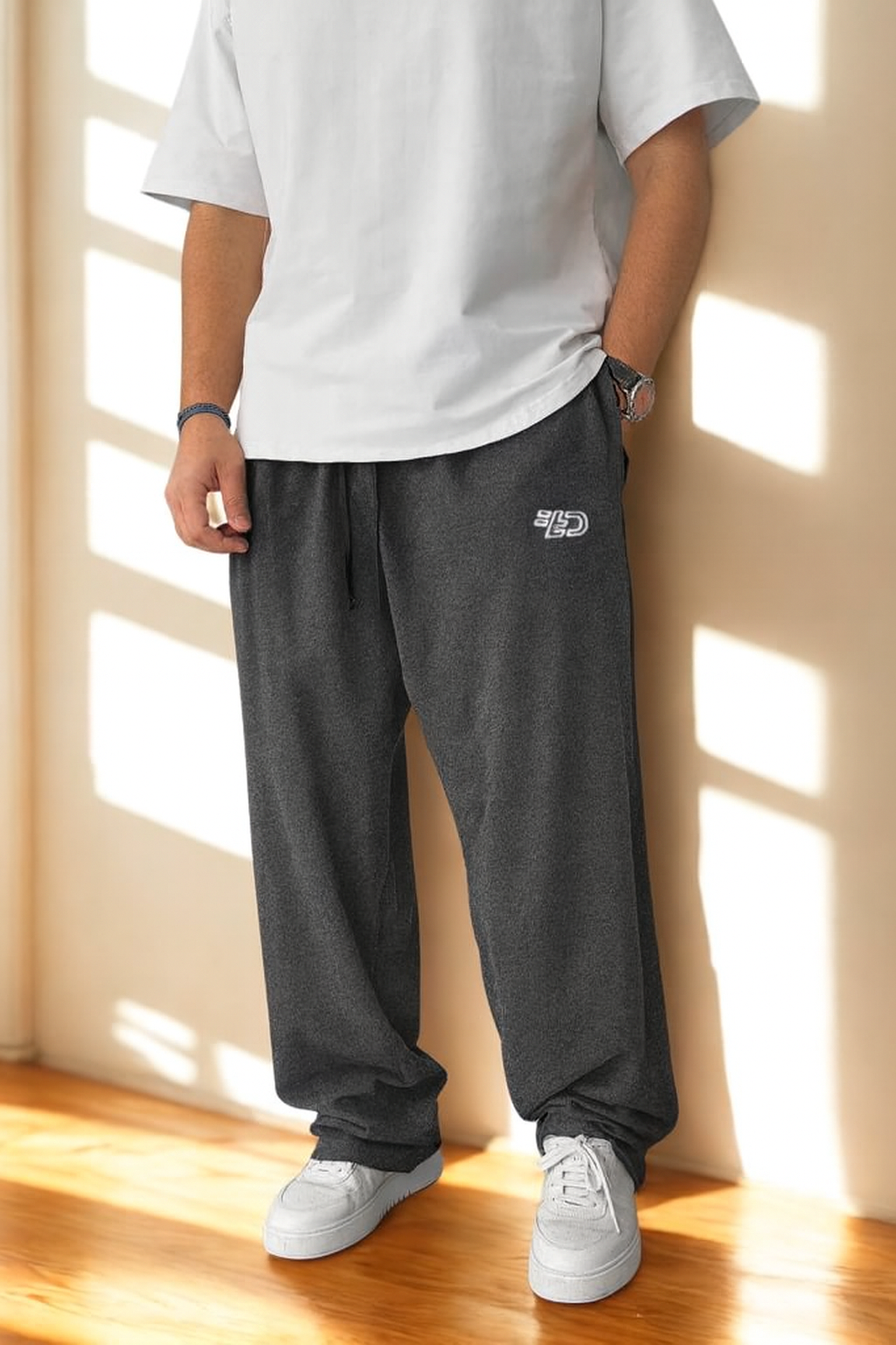 GRAY REGULAR FIT SWEET PANTS